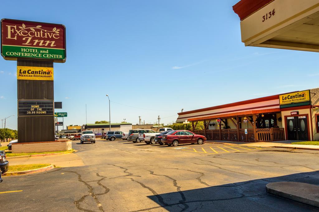 Executive Inn Hotel And Conference Center Lawton Exterior foto